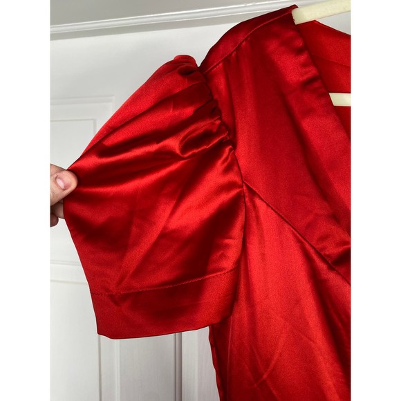 Mac Duggal PUFF SLEEVE V-NECK SATIN GOWN, Red, Size 8, #26606 - Picture 5 of 10